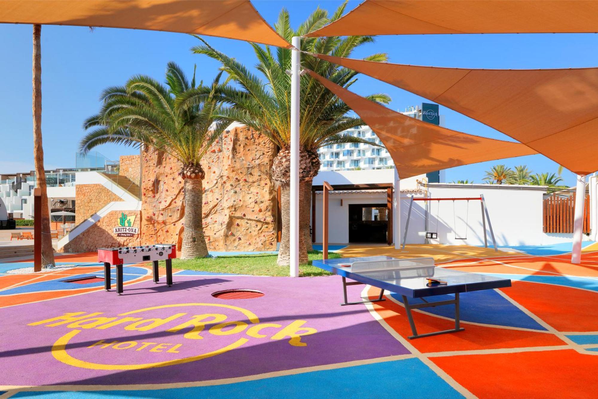Hard Rock Hotel Ibiza Playa d'en Bossa Exterior photo